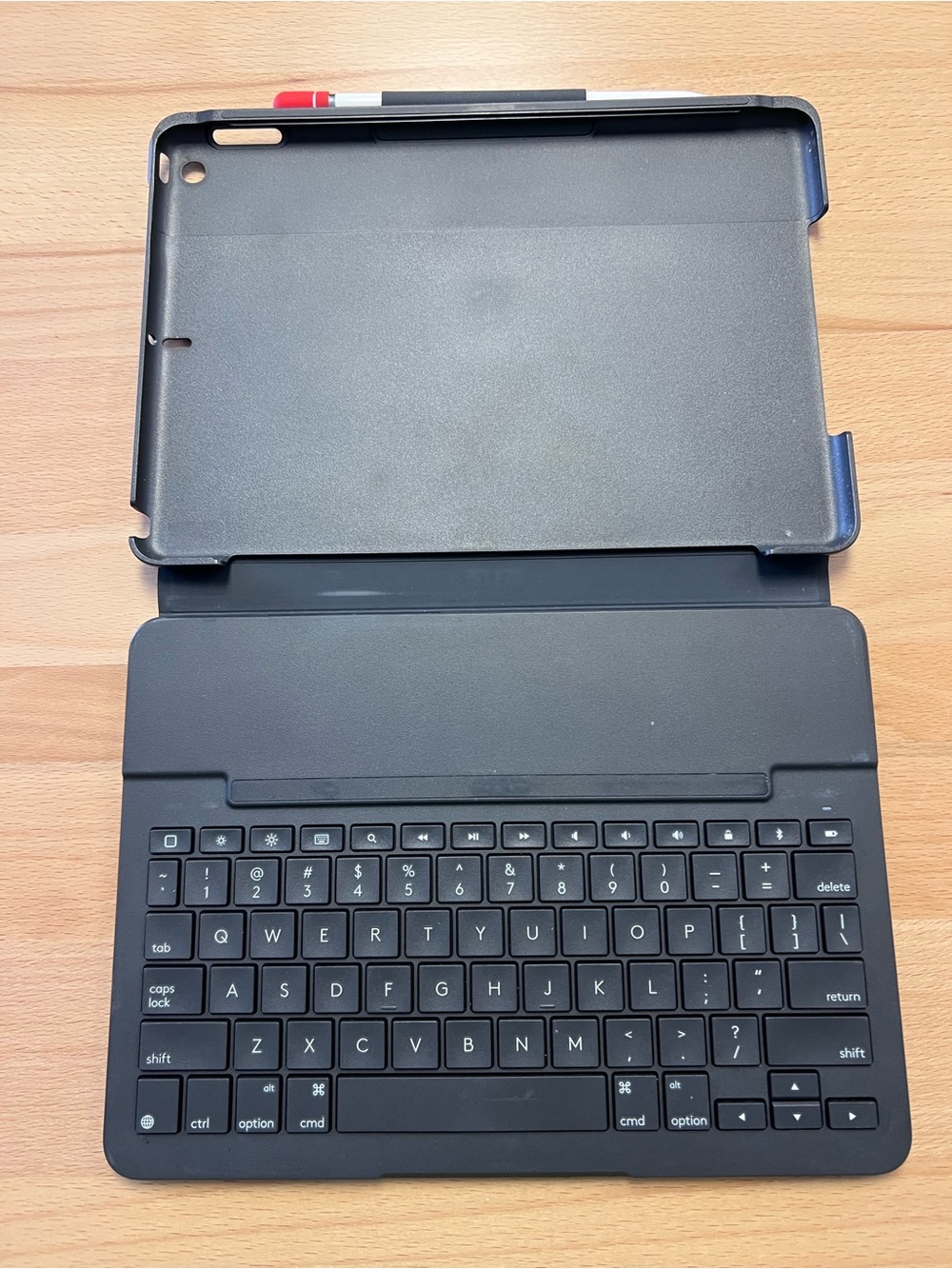 Universal Black Bluetooth Tablet Keyboard Case with Stylus Holder